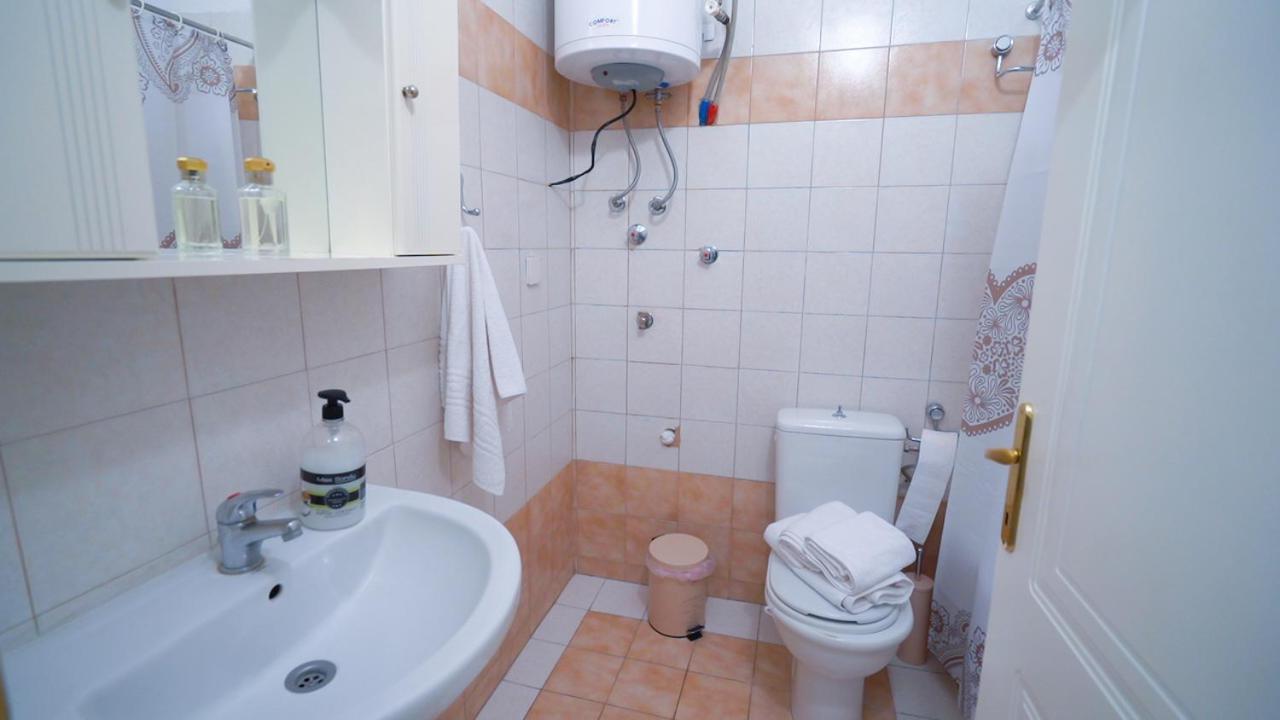 Thirtyfive Apartment Aridaía エクステリア 写真